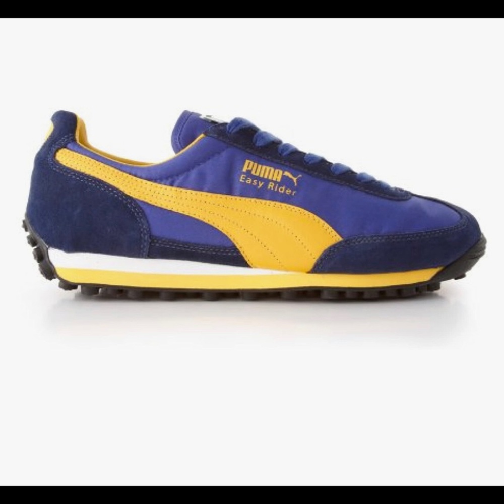 Puma easy rider.  Most comfortable sneakers ever!!